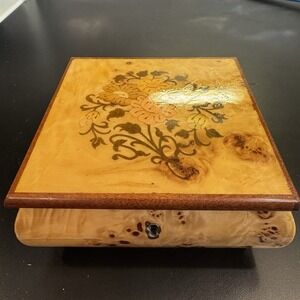 Italian Inlaid Wood Floral Music Box Plays Edelweiss Swiss Musical Movement